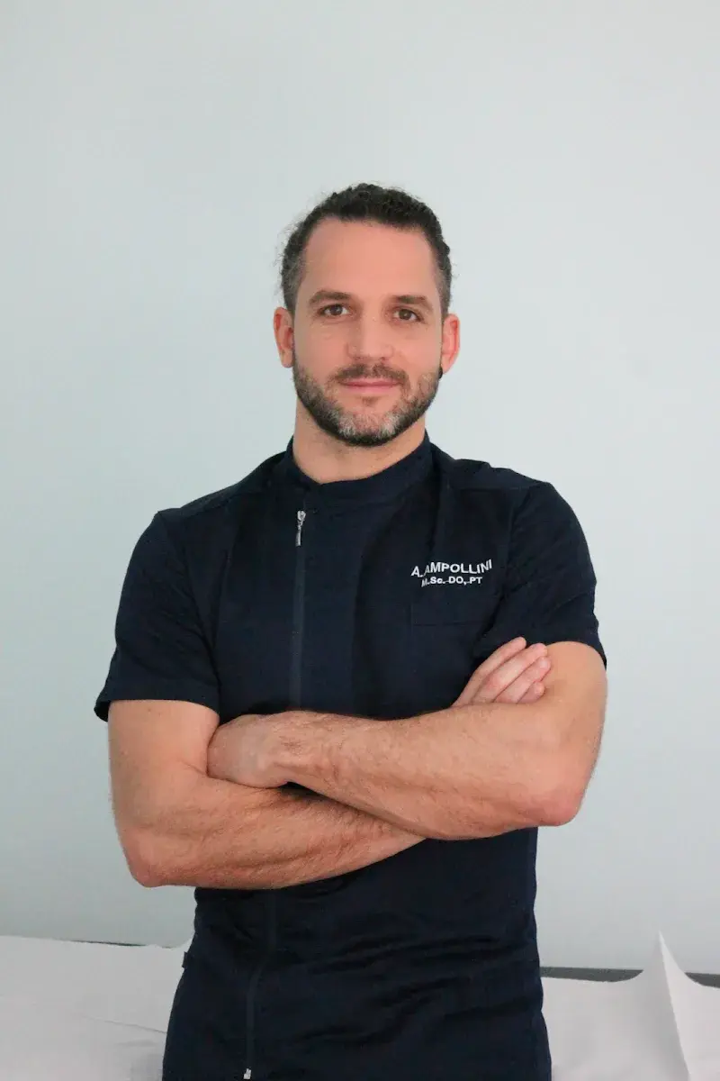 Dr. Alessandro Ampollini, osteopata e fisioterapista a Cagliari
